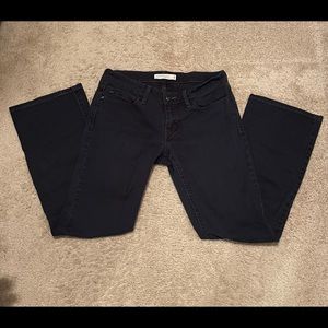 Black Levi’s jeans